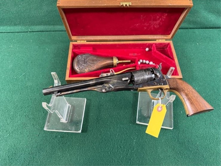 navy-arms-co.-mdl.1860-army-44cal-revolver-image-8