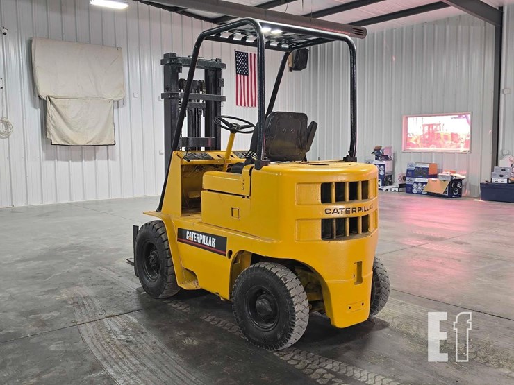 caterpillar-forklift-3681-image-4