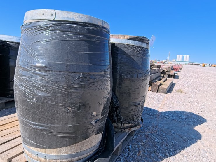 #2065-•-59-gallon-whiskey-barrels-(3-count)-image-3