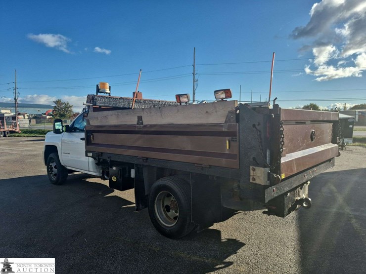 2016-chevrolet-silverado-3500hd-image-7