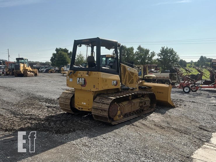 2023-caterpillar-d3-lgp-image-4