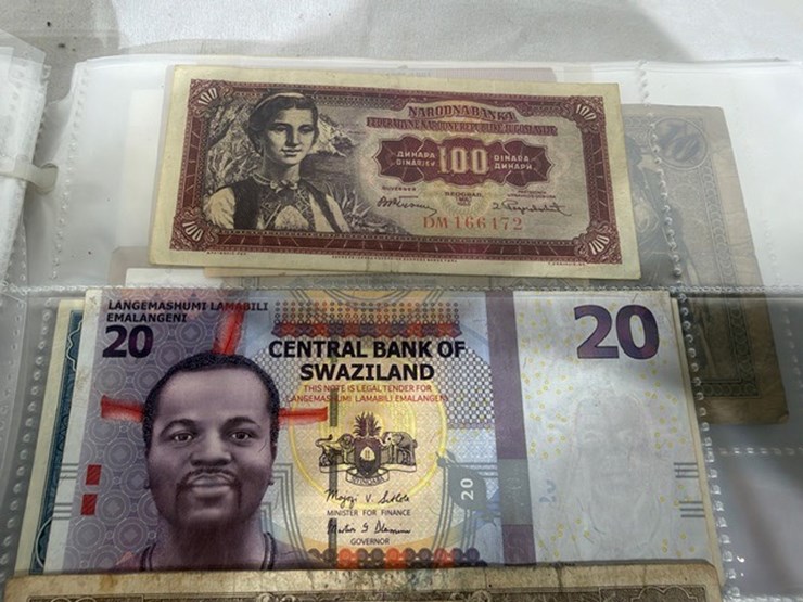 #40311-•-foreign-currency-bank-notes-image-124