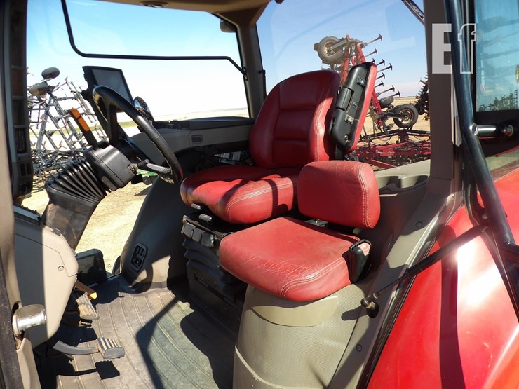 2014-case-ih-magnum-290-image-31