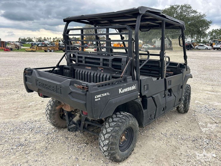 2021-kawasaki-mule-4x4-4-person-diesel-utility-cart-image-3