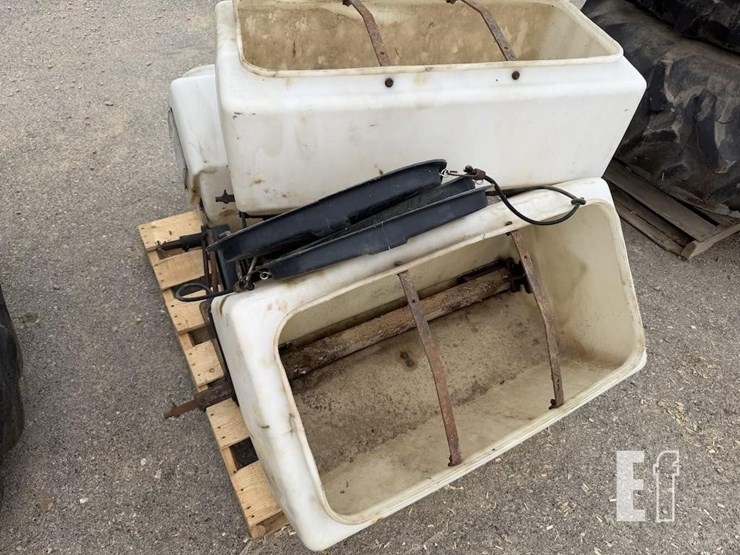 dry-fertilizer-boxes-image-2