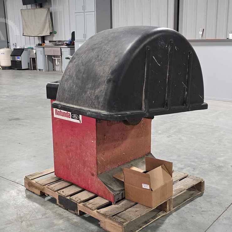FORD ROTUNDA DSP9002 WHEEL BALANCING MACHINE