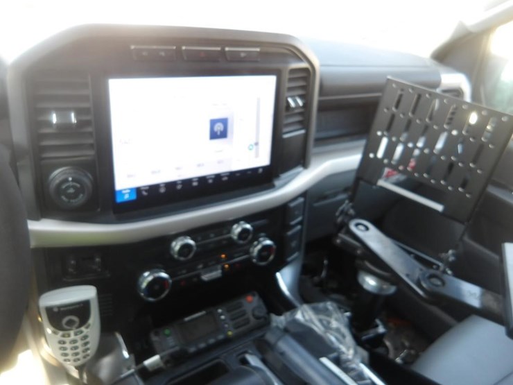 2023-ford-f150-image-18