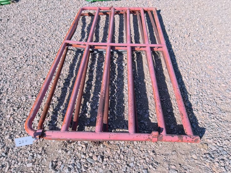 #2011-•-used-8ft-gates-(2-count)-image-1