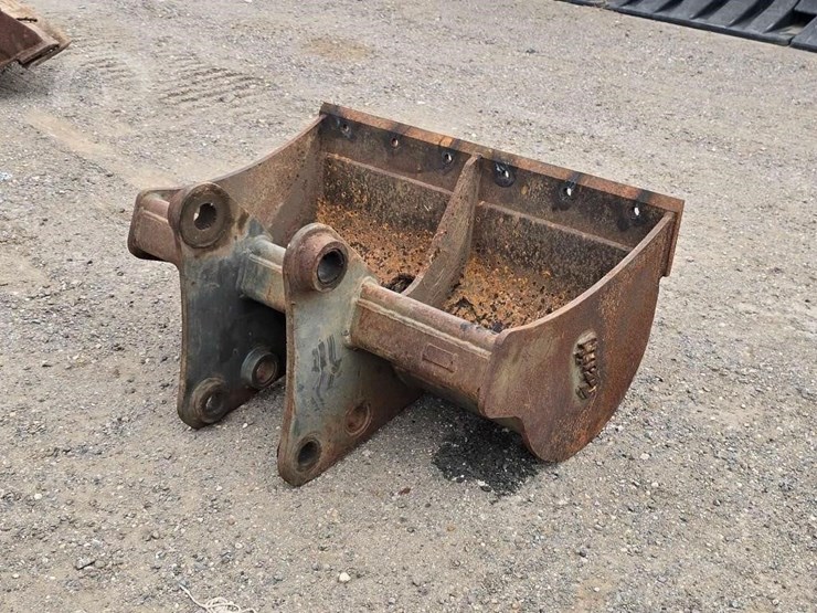 36-inch-ditching-bucket-image-3