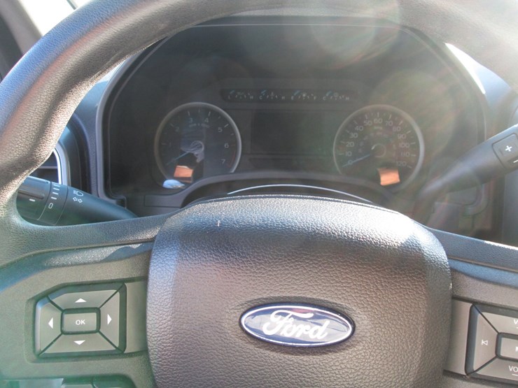 2017-ford-f150-image-30