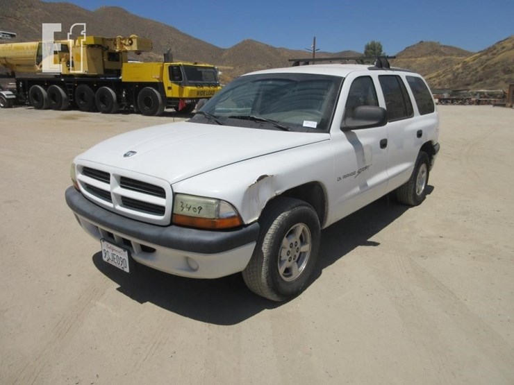 2001-dodge-durango-image-1