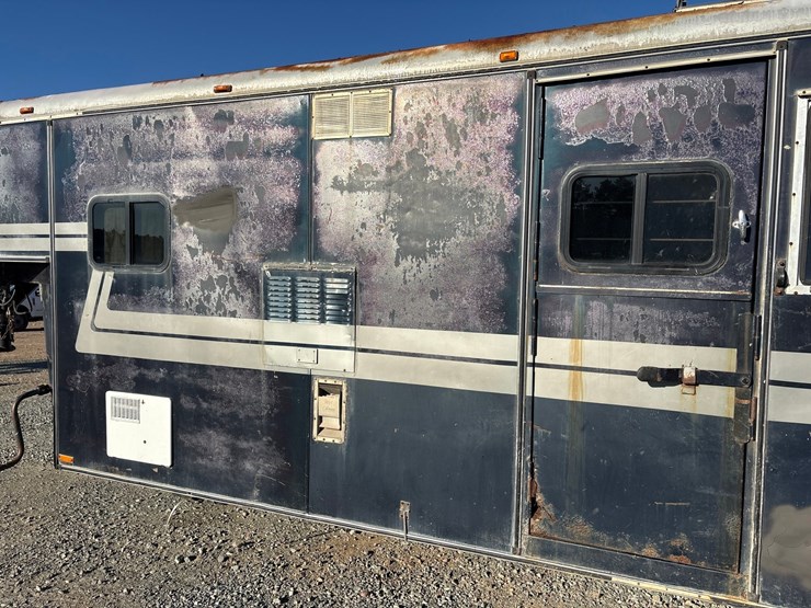 #1405-•-1993-lazy-n-horse-trailer-w/-living-quarters-image-19
