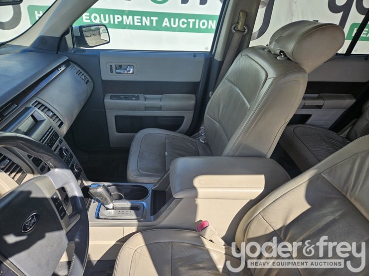2009-ford-flex-image-20