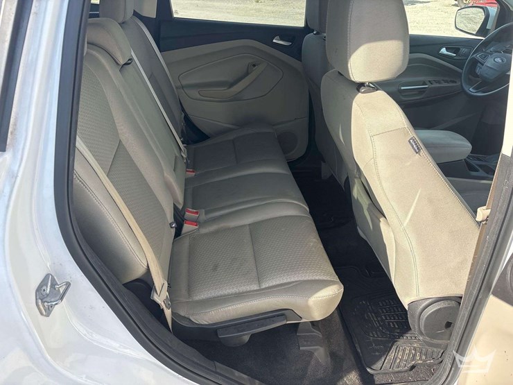 2017-ford-escape-image-22