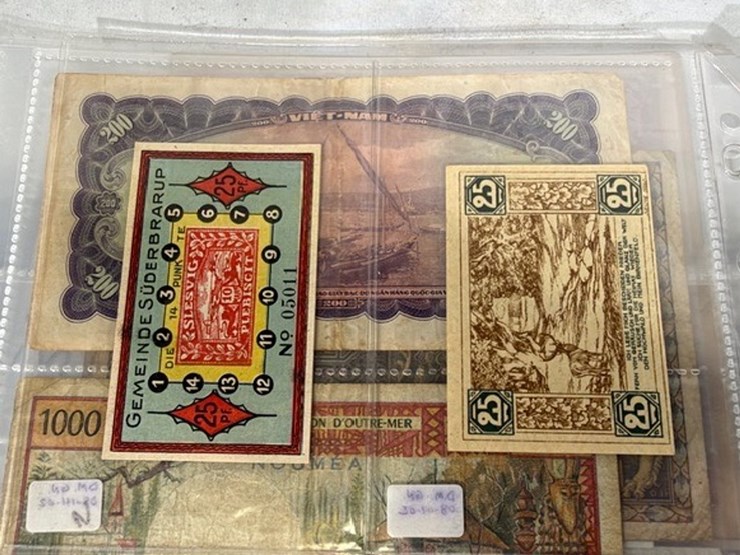 #40308-•-foreign-currency-bank-notes-image-30