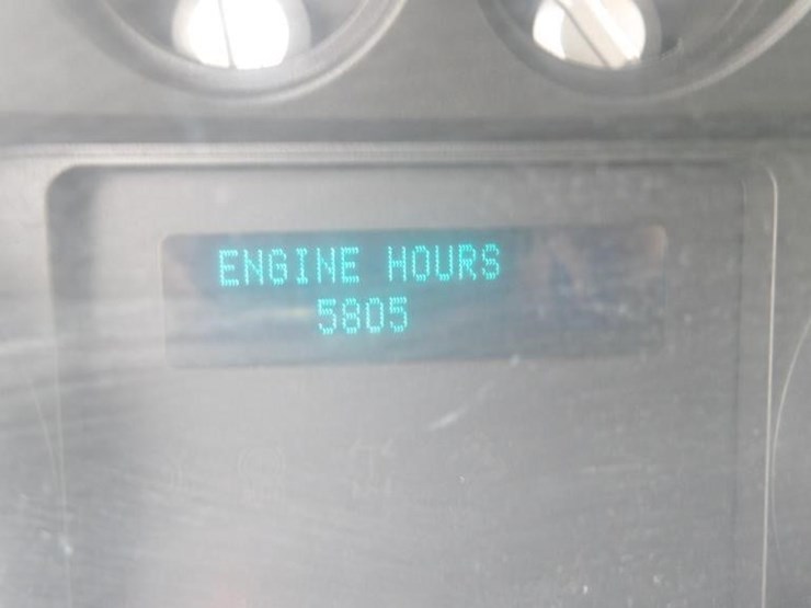 2011-ford-f550-image-24