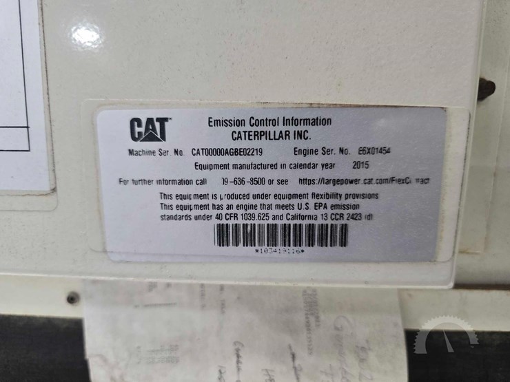 2015-caterpillar-xq30-8-image-13