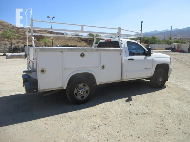 2016-chevrolet-2500hd-image-3