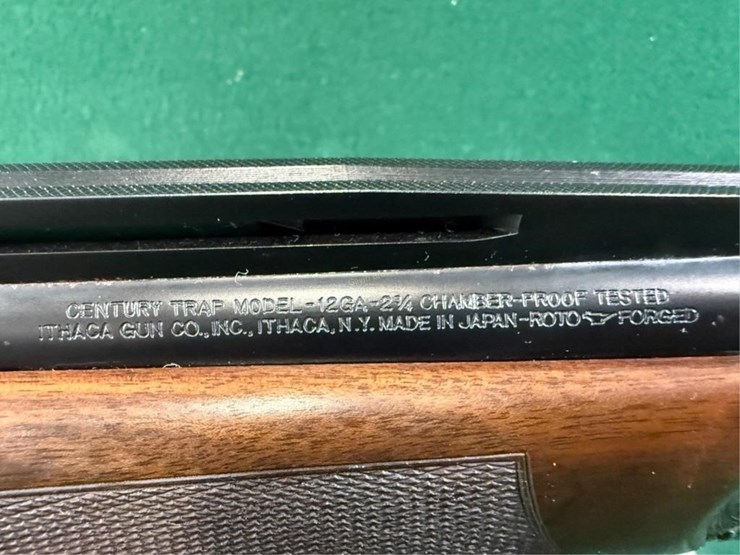 ithaca-century-trap-model-12ga-shotgun-image-17
