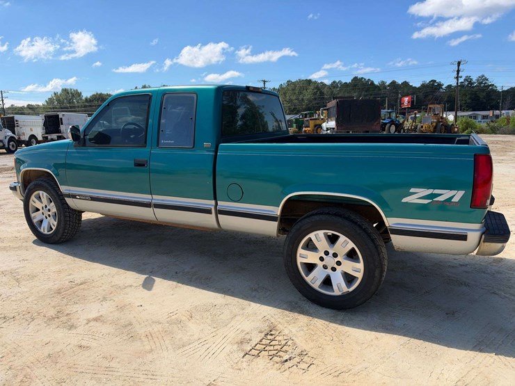1994-chevrolet-k1500-image-2
