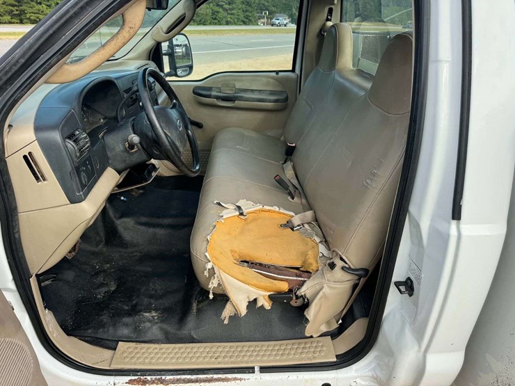 2006-ford-f350-image-14