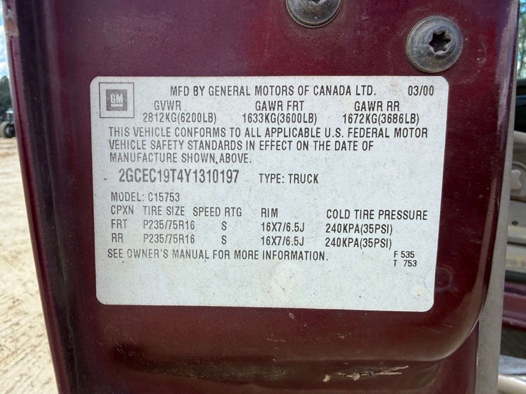 2000-chevrolet-silverado-1500-image-35