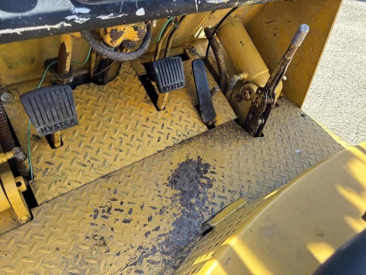 hyster-60-forklift-image-23