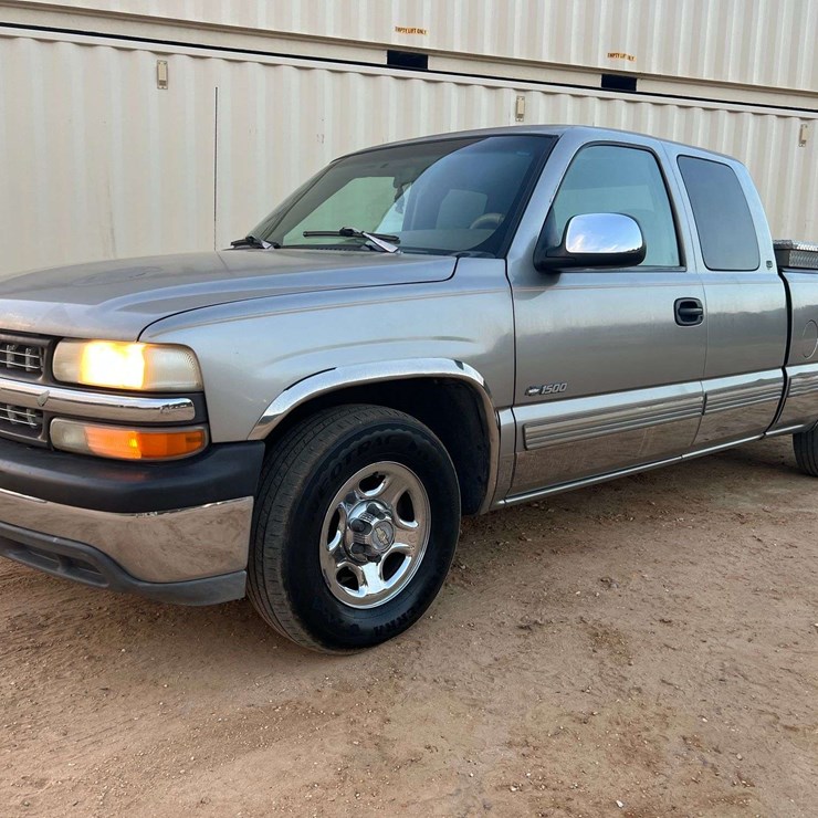 1999 CHEVROLET SILVERADO 1500 LS