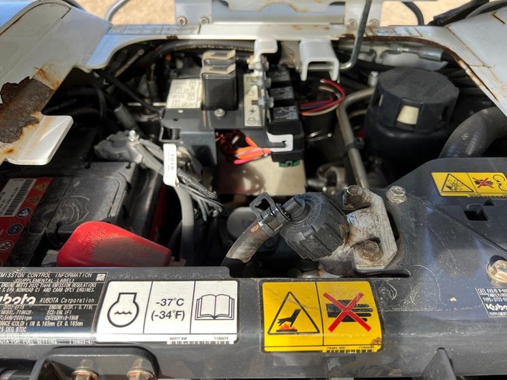 2023-bobcat-e10-image-6