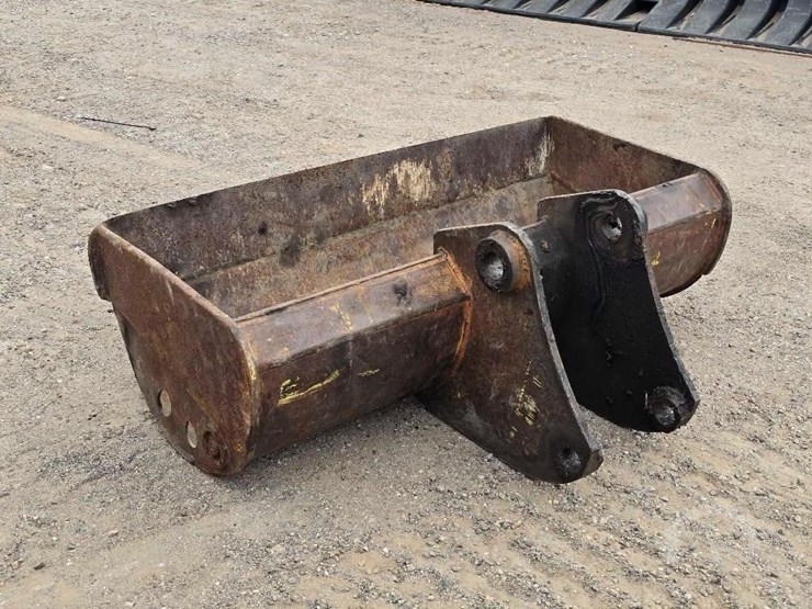 48 inch-ditch-cleaning-bucket-image-4