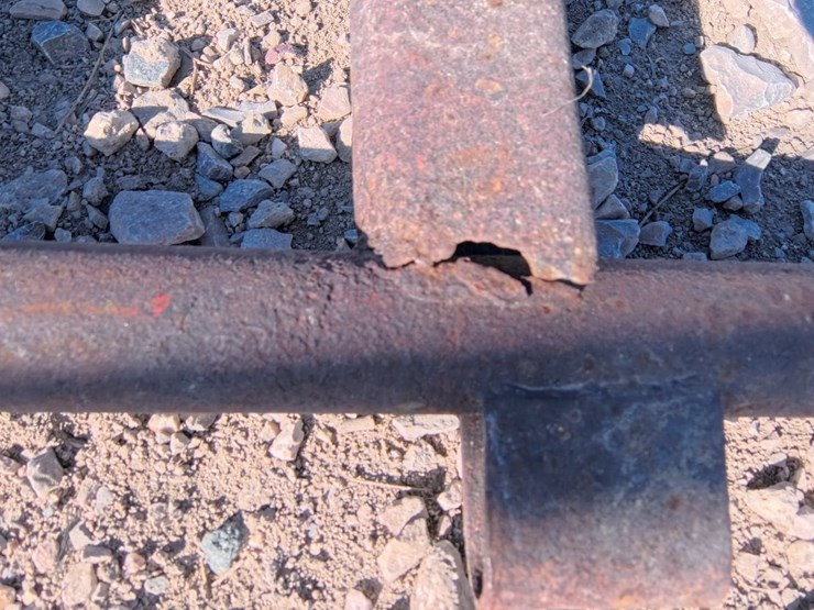 #2013-•-used-16ft-corral-panel-image-3