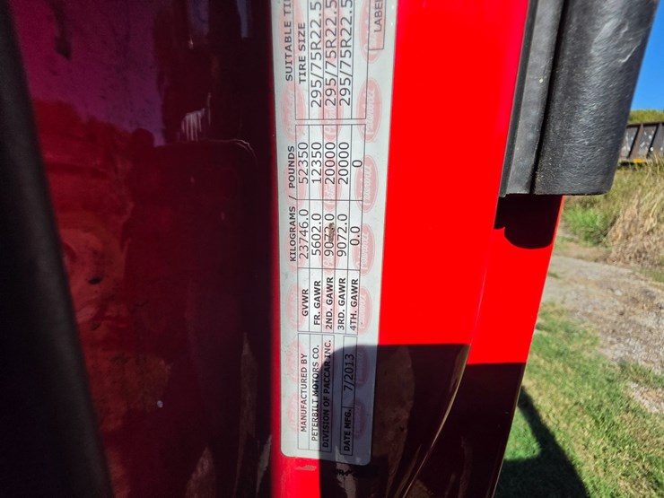 2014-peterbilt-579-image-39