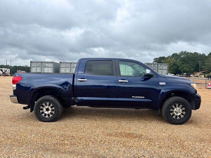 2008-toyota-tundra-image-7