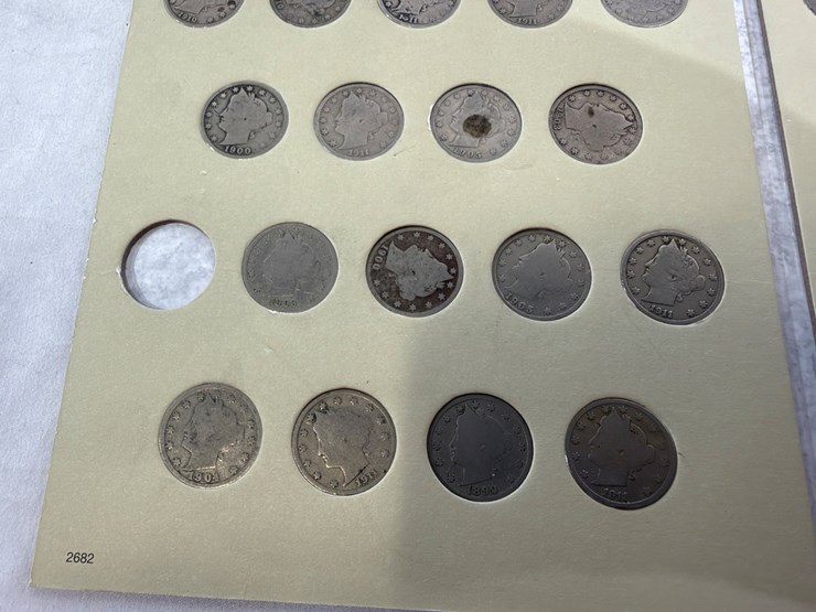 #40137-•-(2)-books-of-nickels-and-(2)-books-of-pennies-image-18