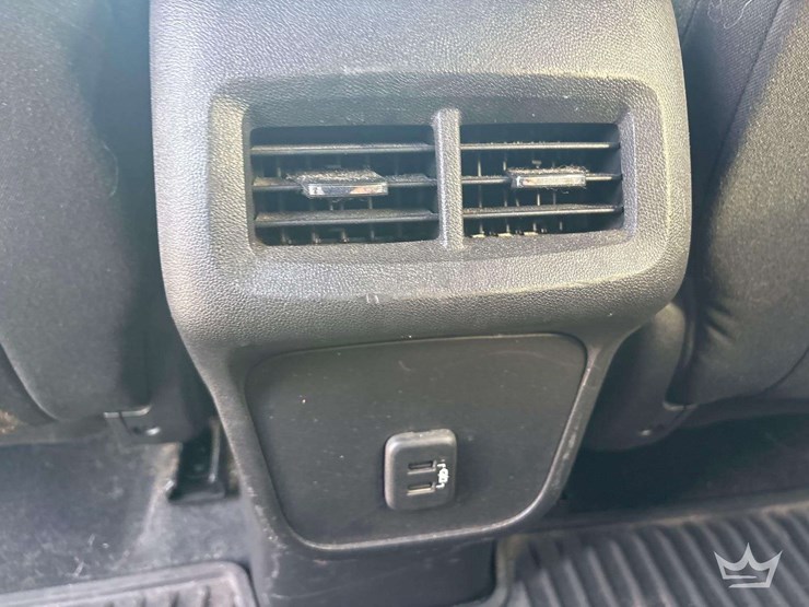 2019-chevrolet-equinox-image-23