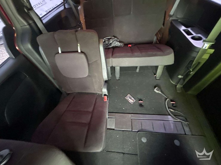 2018-dodge-grand-caravan-image-21