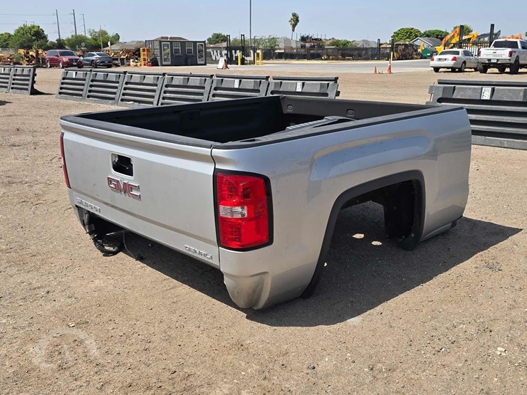 gmc-sierra-denali-truck-bed-image-1