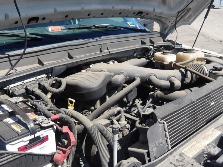 2011-ford-f450-image-8