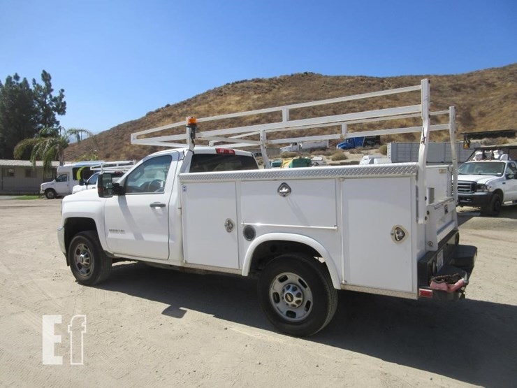 2015-chevrolet-2500hd-image-4