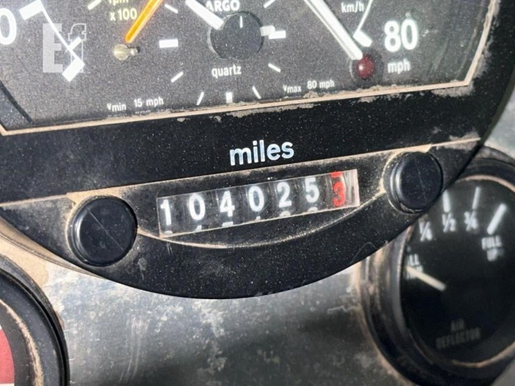 1994-peterbilt-378-image-18