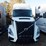2025-volvo-vnl860-image-2