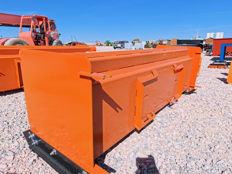 #3082-•-new-skid-steer-quick-attach-8ft-snow-pusher-image-7
