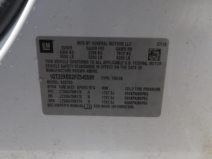 2015-gmc-2500-image-27
