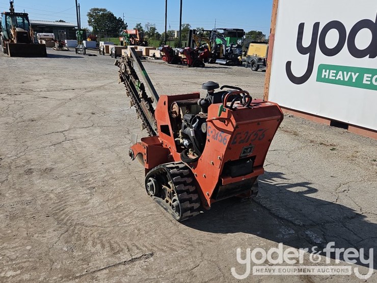 2016-ditch-witch-c24x-image-7