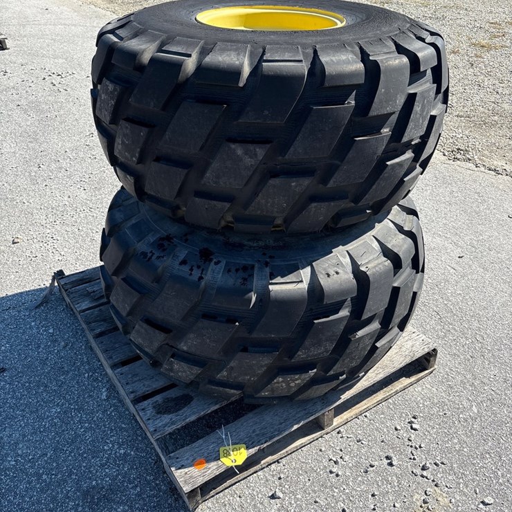 #1088 • R3 Turf Tires - *Rear Only* - Tires and Rims