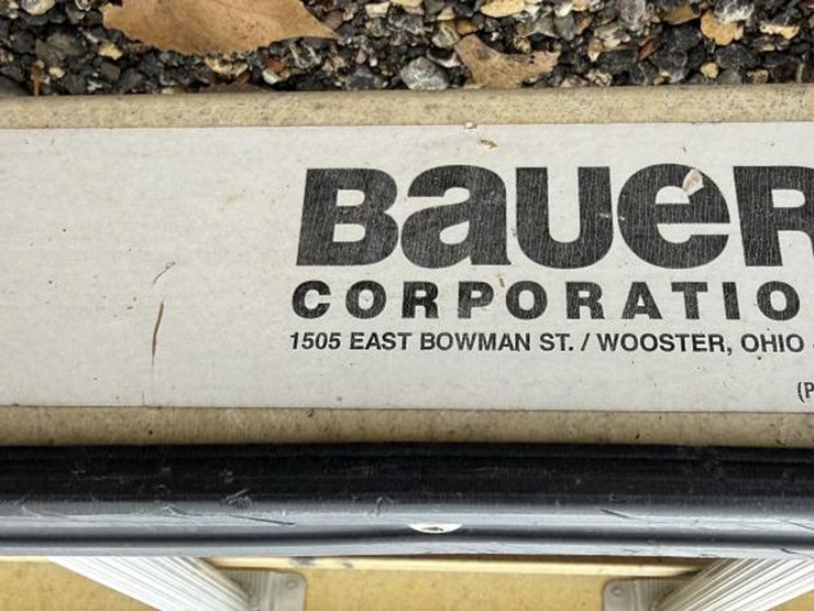 #81-•-bauer-7'/14'-fiberglass-combination-ladder-image-4
