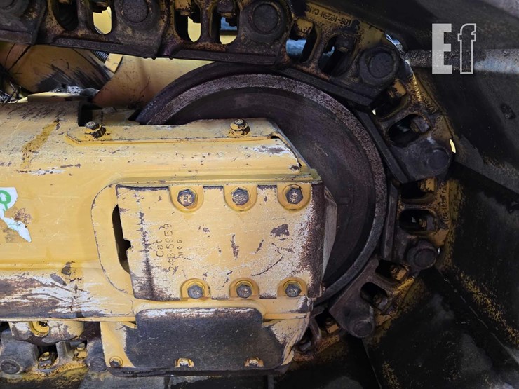 2021-caterpillar-d4-lgp-image-33