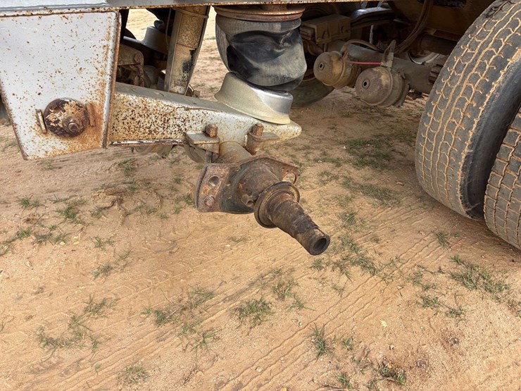 2007-axle-dump-trailer-image-11