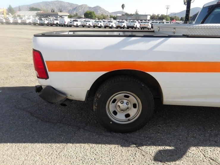 2015-dodge-ram-1500-image-9