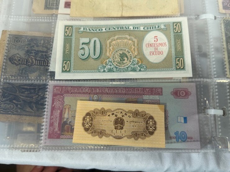 #40308-•-foreign-currency-bank-notes-image-60
